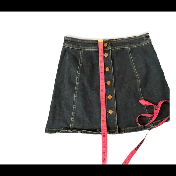 Stretch Denim A-Line Mini Skirt: Button-Front Edition - Sz 10 - Picture 8 of 10